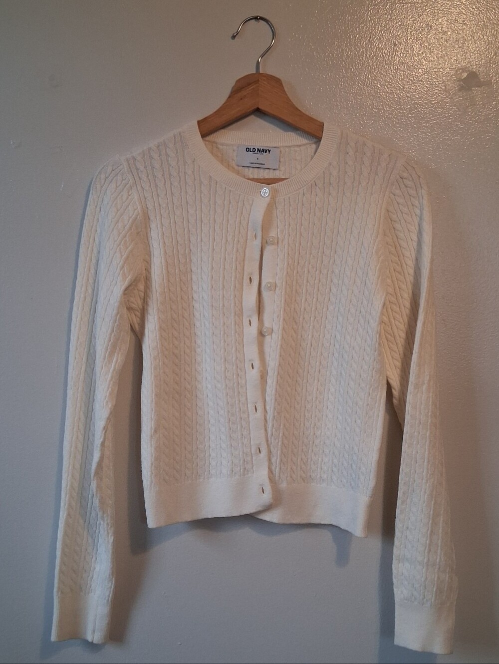 Old Navy Cream Cable Knit Cardigan